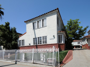 331-339 1/2 Mariposa Ave. in Los Angeles, CA - Building Photo - Building Photo