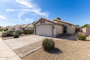 16630 N 35th St in Phoenix, AZ - Building Photo