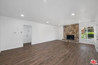 5417 W Slauson Ave in Los Angeles, CA - Building Photo - Building Photo