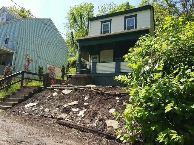 property at 3017 Wadlow St