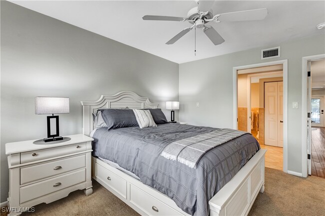 17054 Marina Cove Ln in Ft. Myers, FL - Building Photo - Building Photo