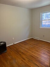 78 Saltonstall Pky, Unit 13B in East Haven, CT - Building Photo - Building Photo