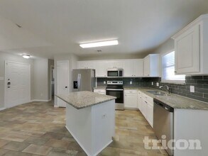 16229 Summerset Estates Blvd in Conroe, TX - Building Photo - Building Photo