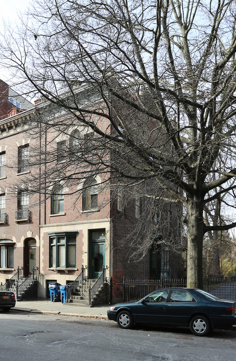 360 State St in Albany, NY - Foto de edificio