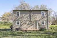 831 Stewart Ave photo'