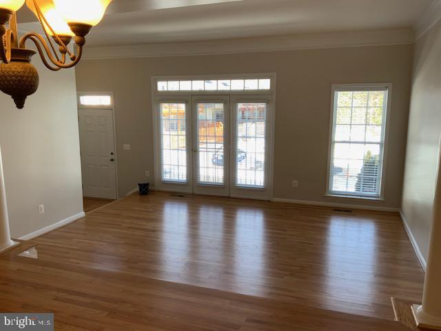 22004 Avonworth Square in Broadlands, VA - Building Photo - Building Photo