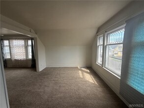 216 Newburgh Ave in Buffalo, NY - Building Photo - Building Photo