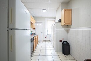 5 Linden St in Boston, MA - Building Photo