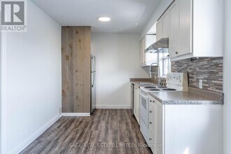 16 Simpson Ave in Toronto, ON - Building Photo - Building Photo