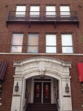 31 E Center St in Fayetteville, AR - Building Photo - Building Photo