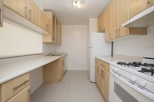 70 Battery Pl in New York, NY - Building Photo