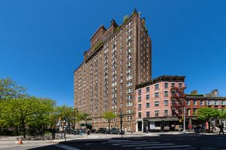 299 W 12th St in New York, NY - Foto de edificio - Building Photo