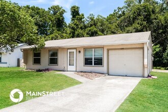 10319 Widgeon Way in New Port Richey, FL - Foto de edificio - Building Photo