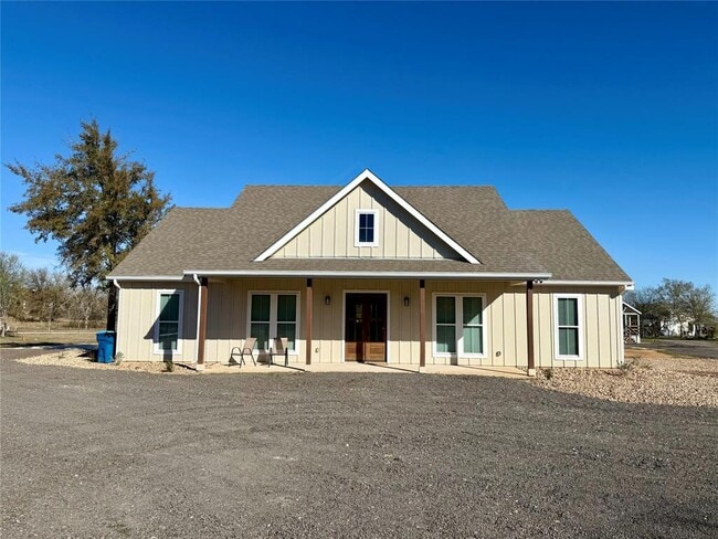 1353 Red Town Rd in Elgin, TX - Building Photo - Building Photo