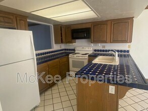 5430 Linda Vista Rd in San Diego, CA - Building Photo - Building Photo