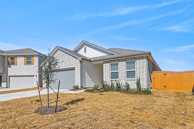 1092 Sunlit Cir in Brookshire, TX - Building Photo - Building Photo