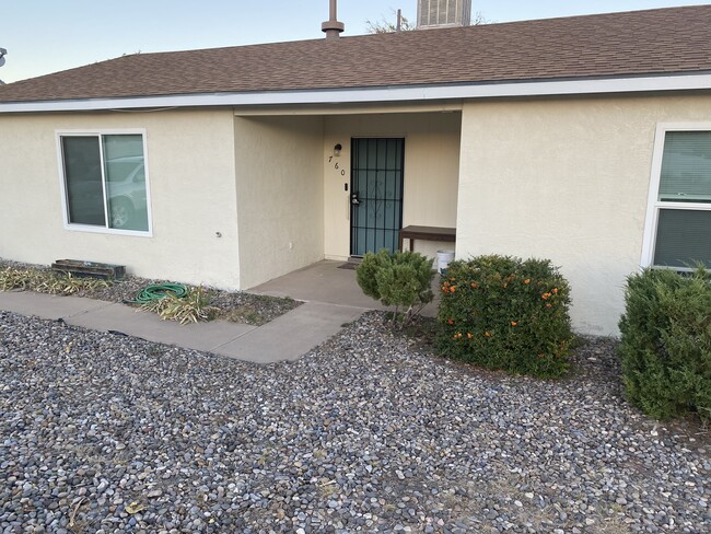 property at 760 Hydra Rd SE