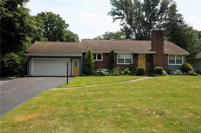 8709 Nottingham Terrace in Buffalo, NY - Building Photo - Building Photo