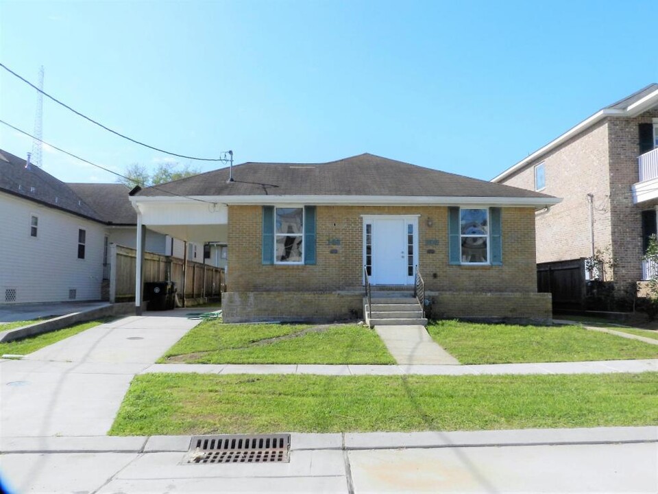 150 12th St in New Orleans, LA - Foto de edificio