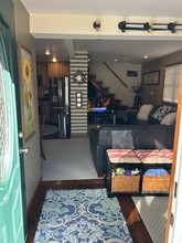 105 Lee Ave in Great Neck, NY - Building Photo - Building Photo