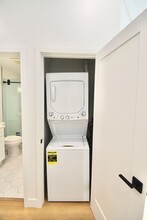 10839 Moorpark St in Los Angeles, CA - Foto de edificio - Building Photo