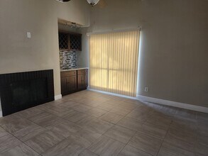 3775 Heatherwood Dr in Beaumont, TX - Foto de edificio - Building Photo