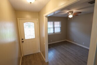 5331 Inwood Dr in Katy, TX - Building Photo - Building Photo