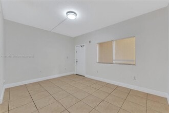 2185 NW 16th Terrace in Miami, FL - Building Photo - Building Photo
