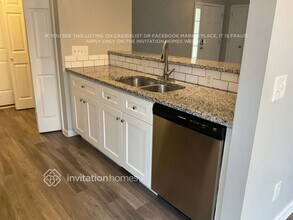 1008 Bren Village Ct in Fuquay Varina, NC - Building Photo - Building Photo