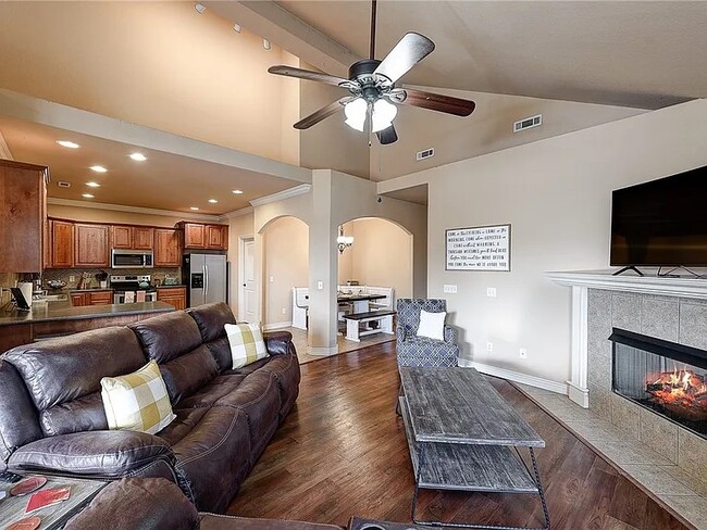 4902 SW Fieldstone Blvd in Bentonville, AR - Building Photo - Building Photo
