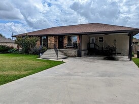 219 Cheyenne Cir in Scott, LA - Building Photo