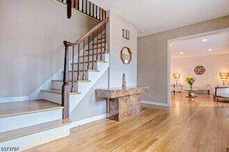 619 Osio Ln in Franklin Lakes, NJ - Building Photo - Building Photo