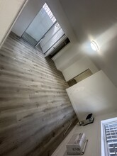 5447 Blackwelder St, Unit 4 in Los Angeles, CA - Building Photo - Building Photo