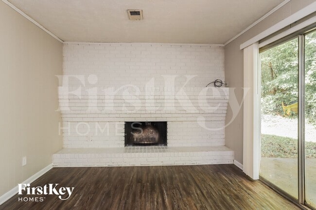 4073 Cedar Ridge Trail in Stone Mountain, GA - Foto de edificio - Building Photo