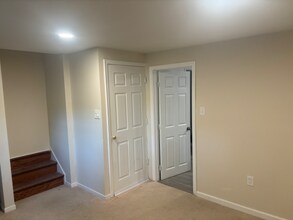 4012 Bald Hill Terrace in Mitchellville, MD - Building Photo - Building Photo
