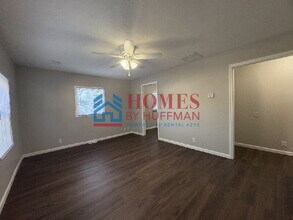 1215 Joan Ave in Evansville, IN - Building Photo - Building Photo