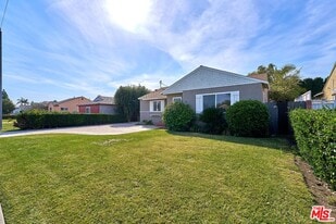 11421 Morgan Ln in Garden Grove, CA - Building Photo