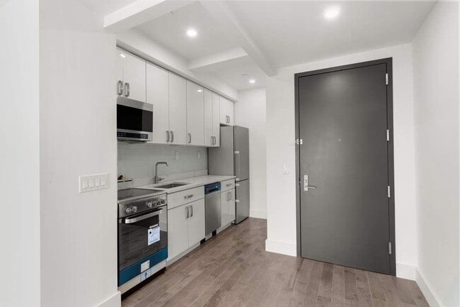 2113 5th Ave, Unit 6 F in New York, NY - Building Photo - Building Photo