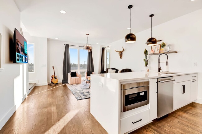 1313 Baptist World Center Dr in Nashville, TN - Building Photo - Building Photo