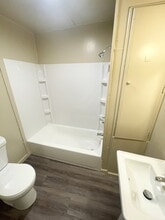 2228 Arrow Ave in Anderson, IN - Building Photo - Building Photo