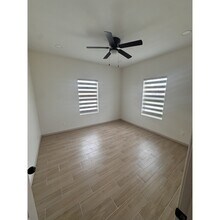 2100 E San Andrea St, Unit # 3 in Edinburg, TX - Building Photo - Building Photo
