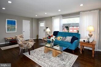 5815 Arbroath Dr in Clinton, MD - Building Photo - Building Photo