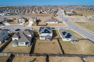 5805 Liguria Cv in Round Rock, TX - Building Photo - Building Photo