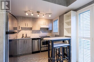 9-89 Windermere Ave in Toronto, ON - Building Photo - Building Photo