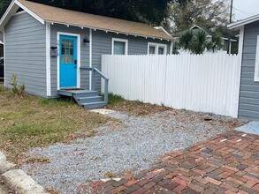 2716 18th St N in St. Petersburg, FL - Foto de edificio - Building Photo