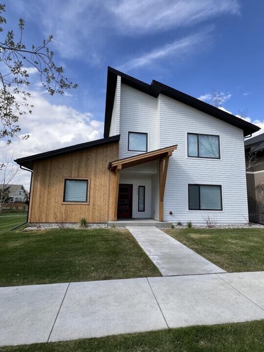 4559 Alexander St in Bozeman, MT - Foto de edificio