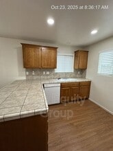 2931 N Crowe St in Visalia, CA - Building Photo - Building Photo