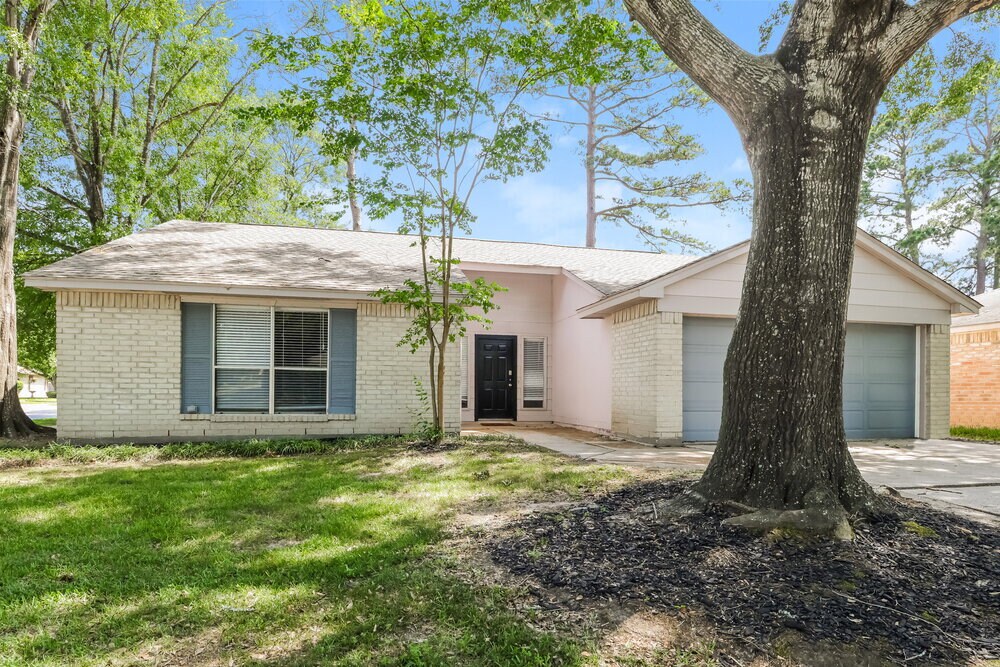 4703 Lost Lake Ln in Spring, TX - Building Photo