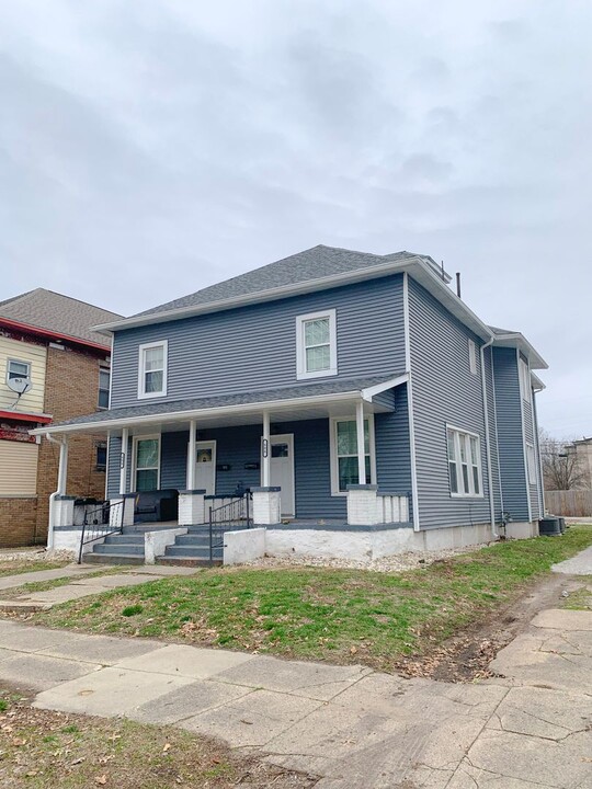 606-608 S 5th St in Terre Haute, IN - Foto de edificio