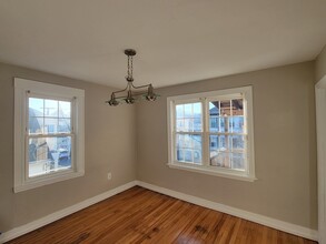 10 Roberts St, Unit 10 in Quincy, MA - Building Photo - Building Photo